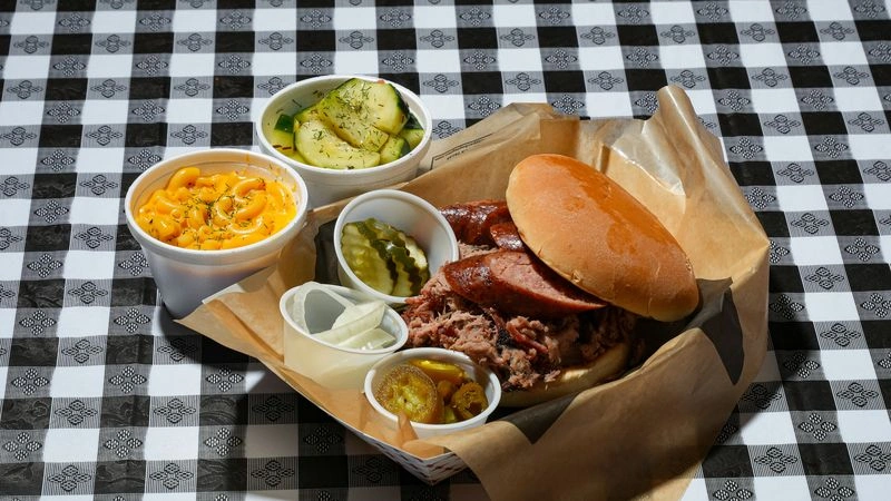 Big Tex Sandwich (2 Meats)